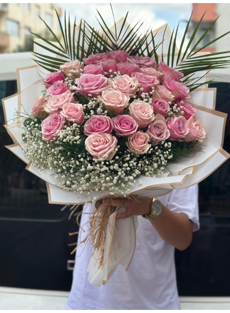 Pembe gül buketi